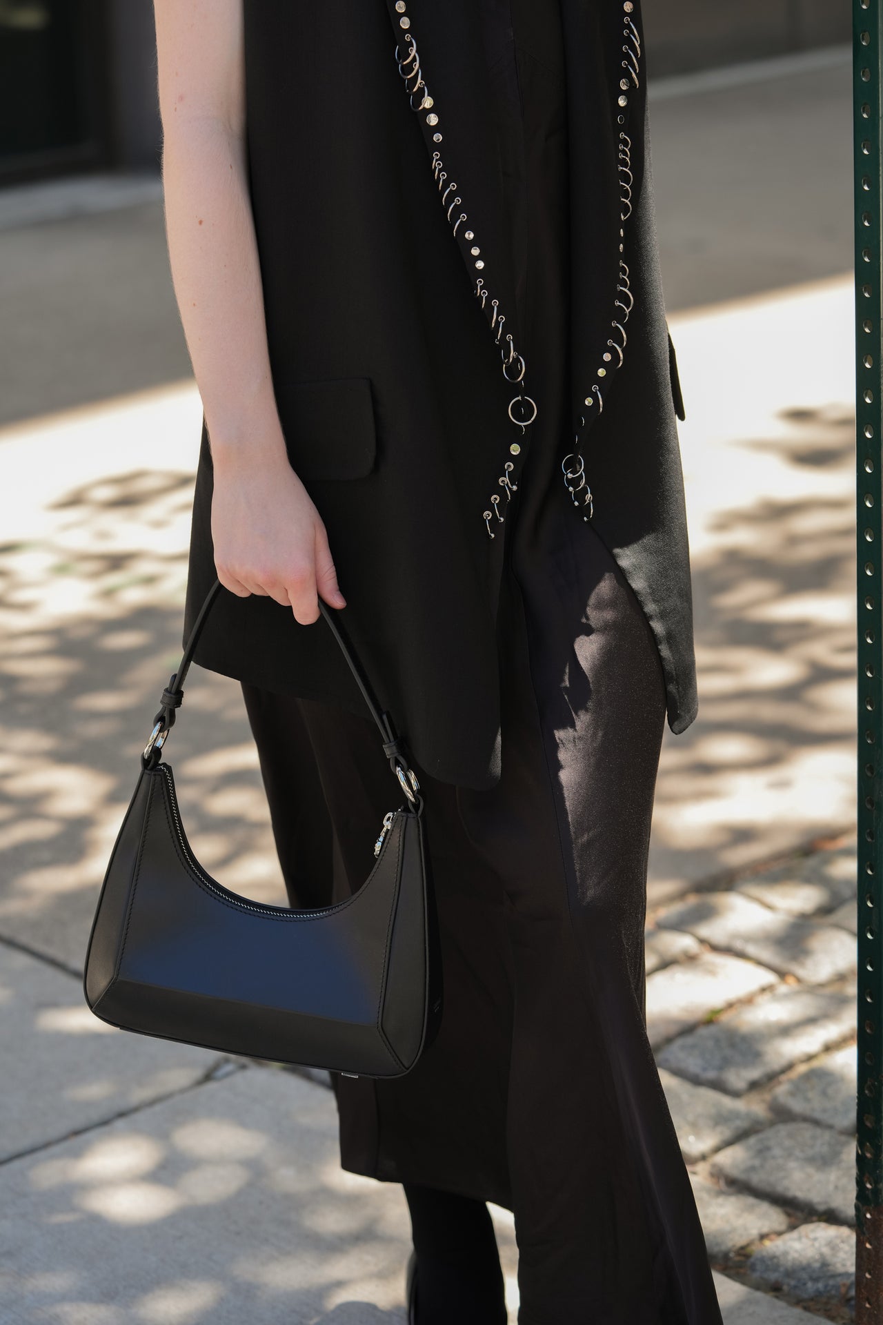 MANHATTAN BAGUETTE IN BLACK