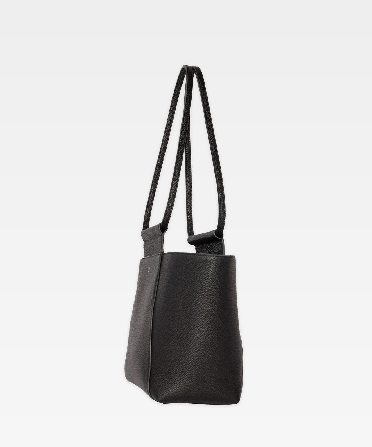 MANHATTAN TOTE IN BLACK