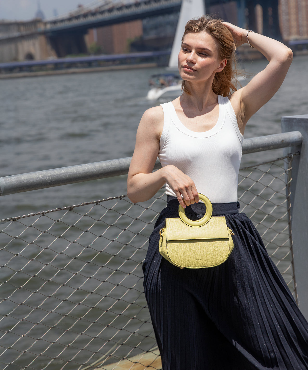MOON BAG S IN JAUNE POUSSIN